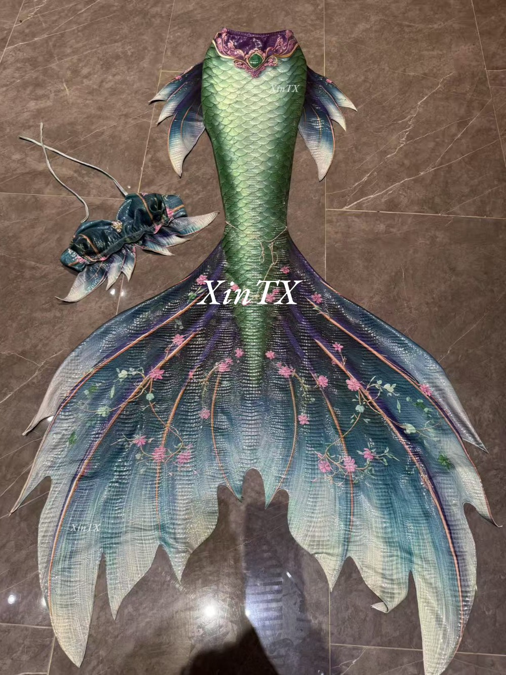 man woman mermaid tail hot sta - đánh giá và giá Aquarium Fishes